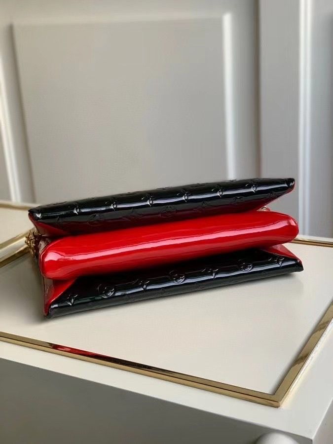 Louis Vuitton 26x20x12 cm