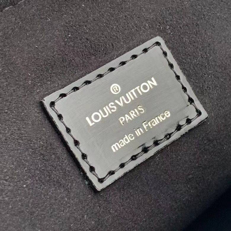 Louis Vuitton 34x24x12 cm