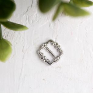 Пряжка квадратная ажурная 1 см. - серебро