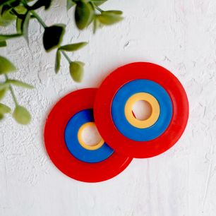 Устройство для изготовления помпонов