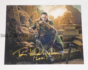 Автограф: Том Хиддлстон. Мстители. Тор. Локи / Loki