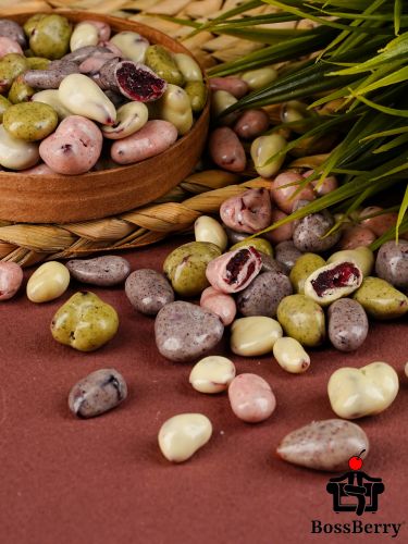 Клюква ассорти в йогуртовой глазури