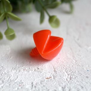 Кукольная миниатюра - Клювик винтовой с заглушкой 2,6×2,2 см.