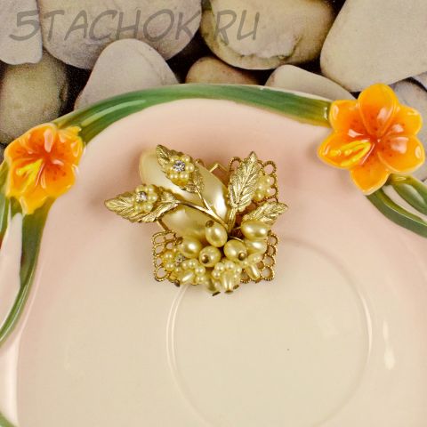 Брошь "Ягодки" (США)