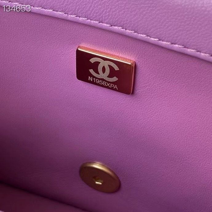 Chanel 19 cm