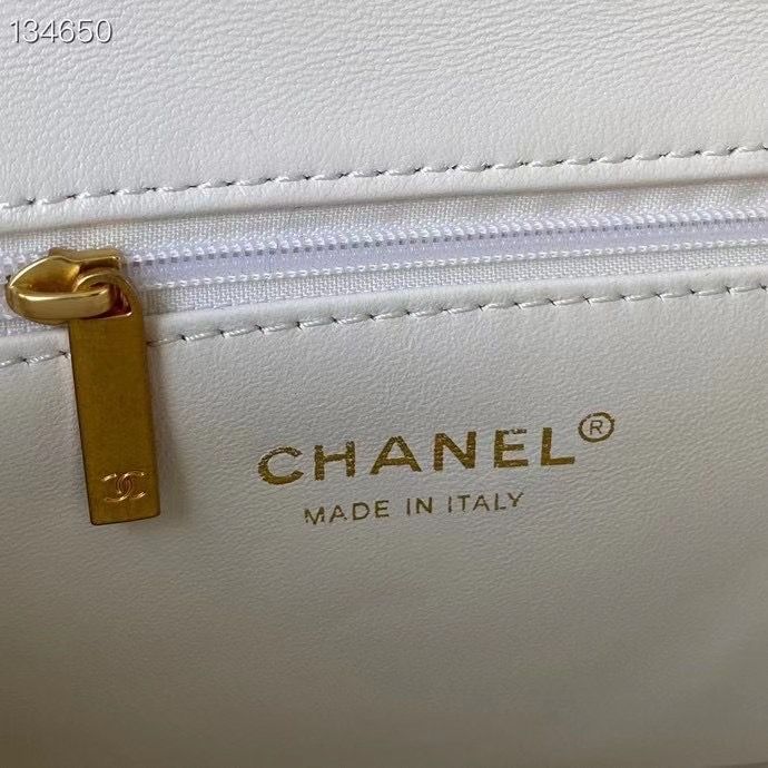 Chanel 19 cm