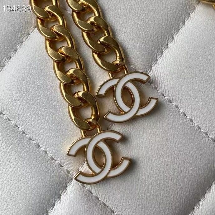 Chanel 22 cm