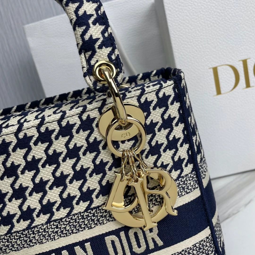 Lady Dior 24 cm