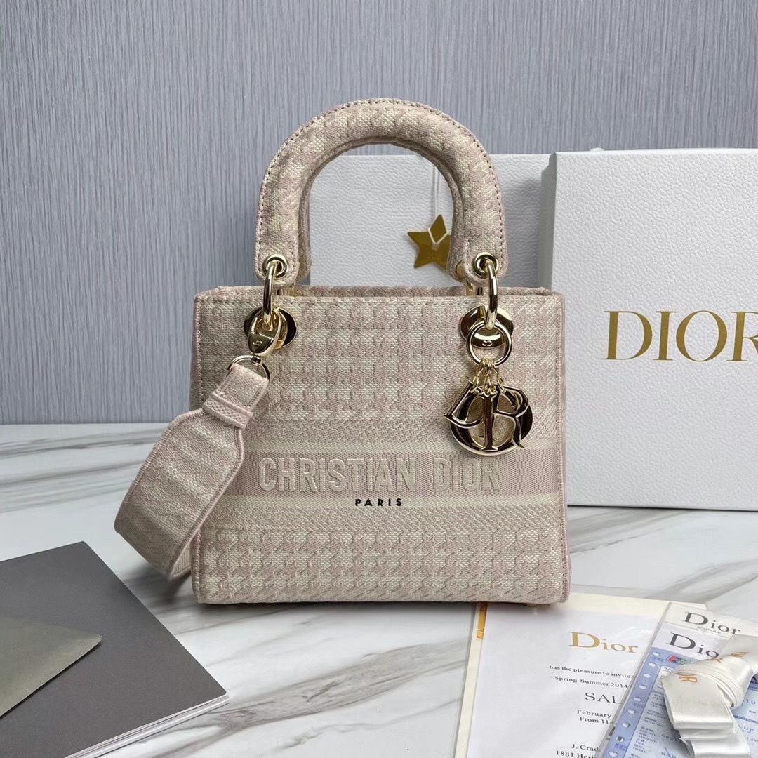 Lady Dior 25 cm