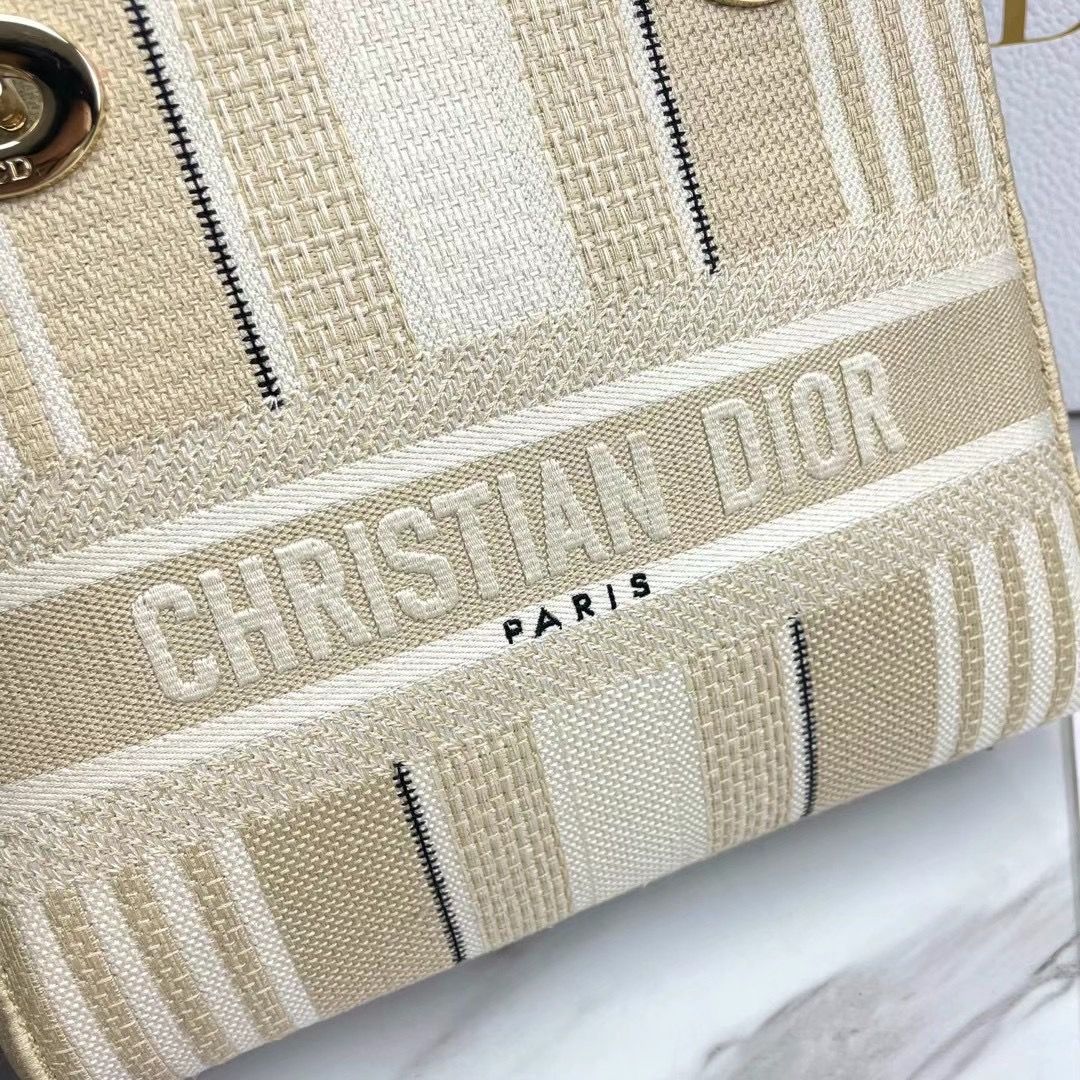 Lady Dior 24 cm