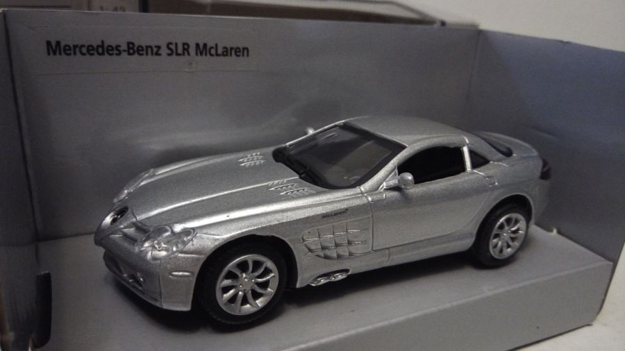 Mercedes Benz  SLR McLaren (MOTORMAX) 1/43