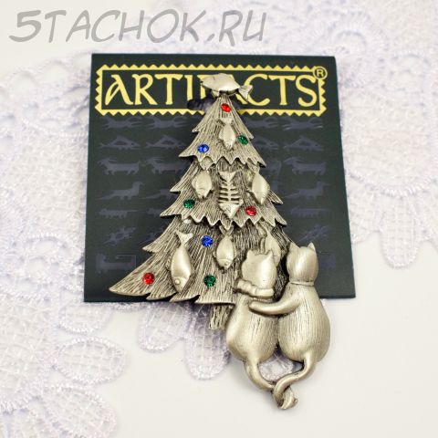 Брошь "Котики у елочки" цвет олова (JJ США)
