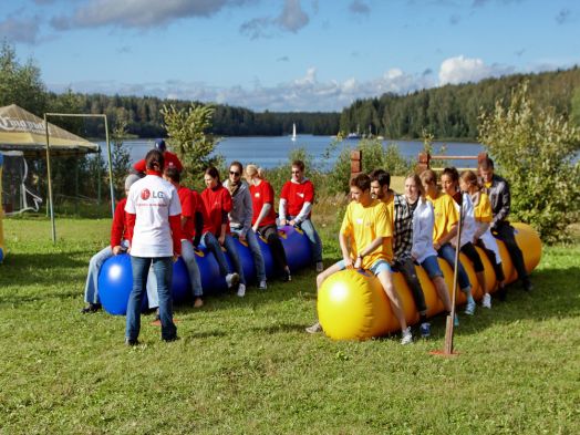 Надувной герметичный аттракцион "Торпеда"