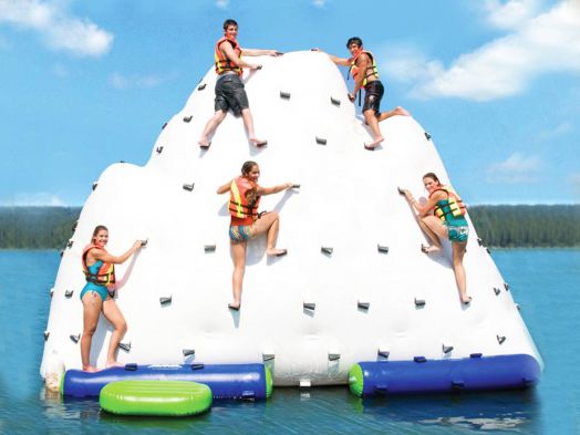 Надувная водная горка скала