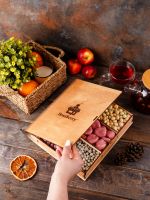 Подарочный набор орехов и ягод в шоколаде и йогуртовой глазури BossBerry "Книга" в деревянной коробке ручной работы