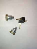 Замки бардачка Иж Юпитер/Планета