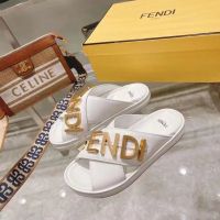 Шлепки FENDI