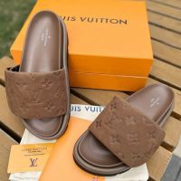 Шлепанцы Louis Vuitton