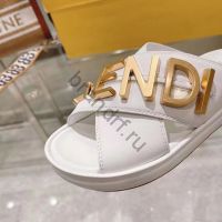 Шлепки FENDI