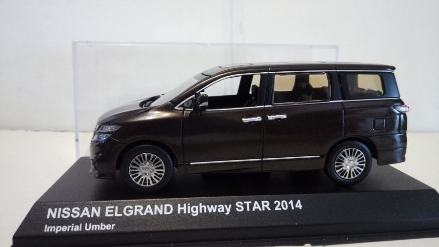 NISSAN ELGRAND Highway STAR  2014  (KYOSHO) 1/43