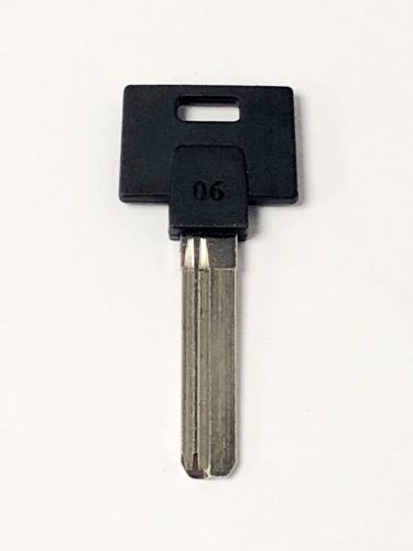 MUL-T-LOCK 06