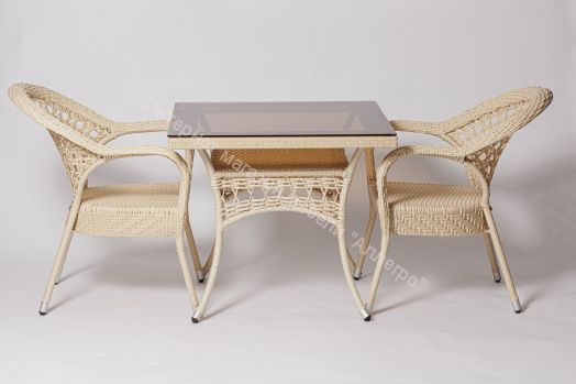 Стол FM-2001 квадратный со стеклом белый (молочный) , ротанг искусственный