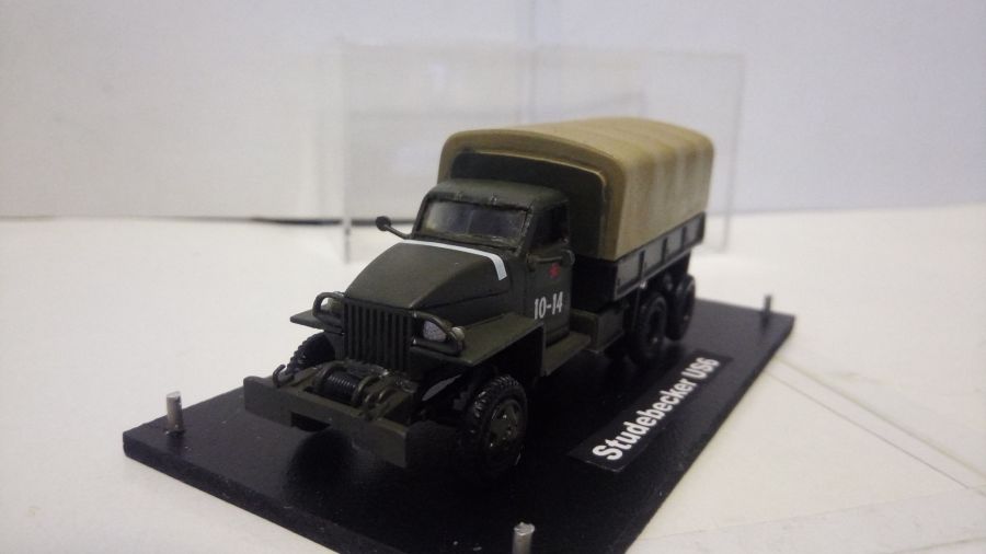 Studebacker  US6   (1/72)