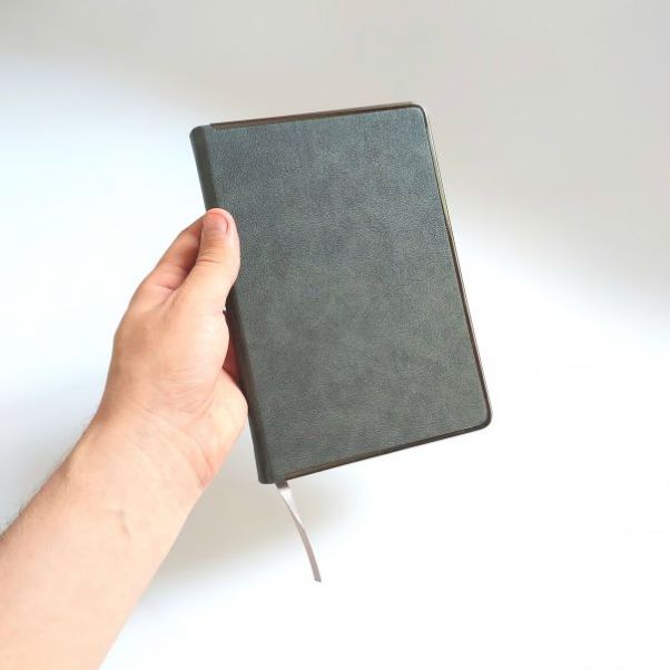 Ежедневник Montrose серый