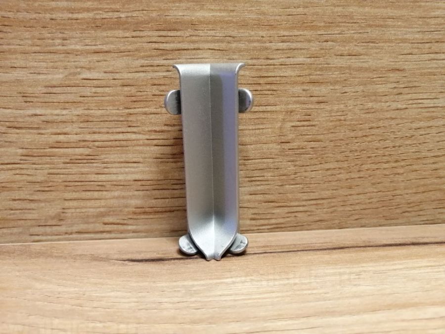 Внутренний угол для плинтуса Евротрим 40-110 мм