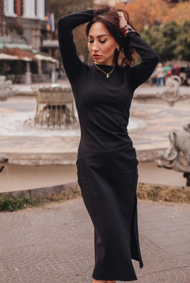 Платье Forza с разрезом черное
