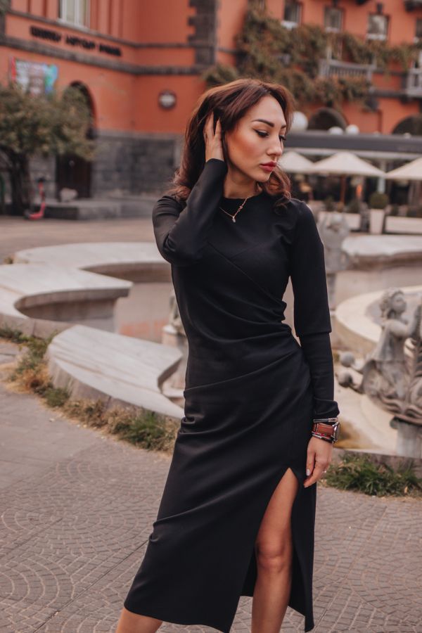 Платье Forza с разрезом черное