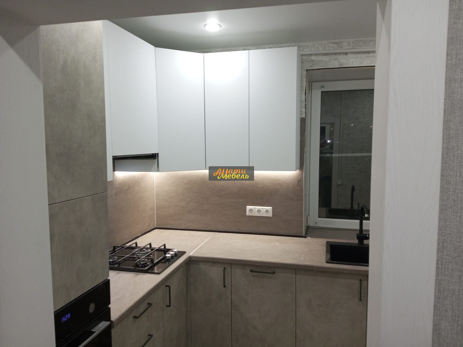 Кухонный гарнитур