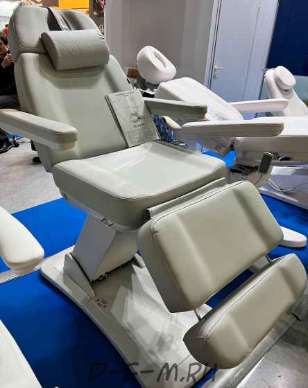 Косметологическое кресло Med-Mos КО-186 - 4 мотора