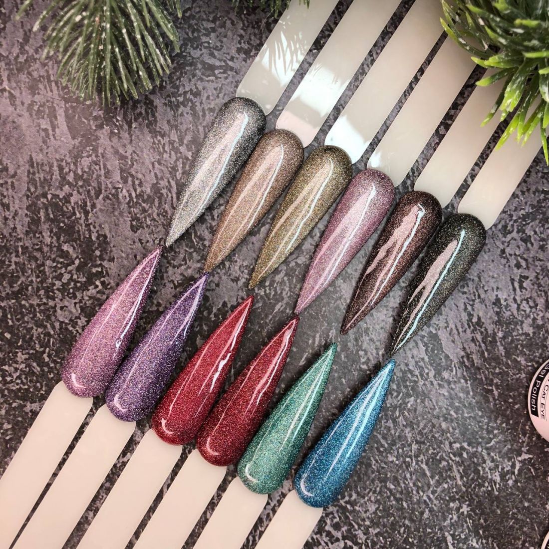 Гель-лак Glow Cat Eye №125