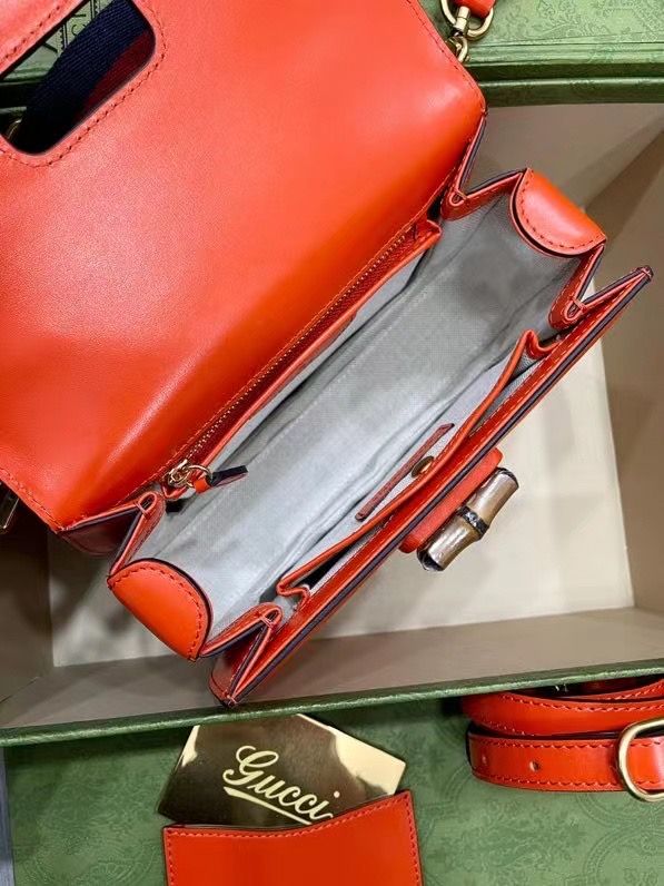 GUCCI BAMBOO 21x15x7 cm