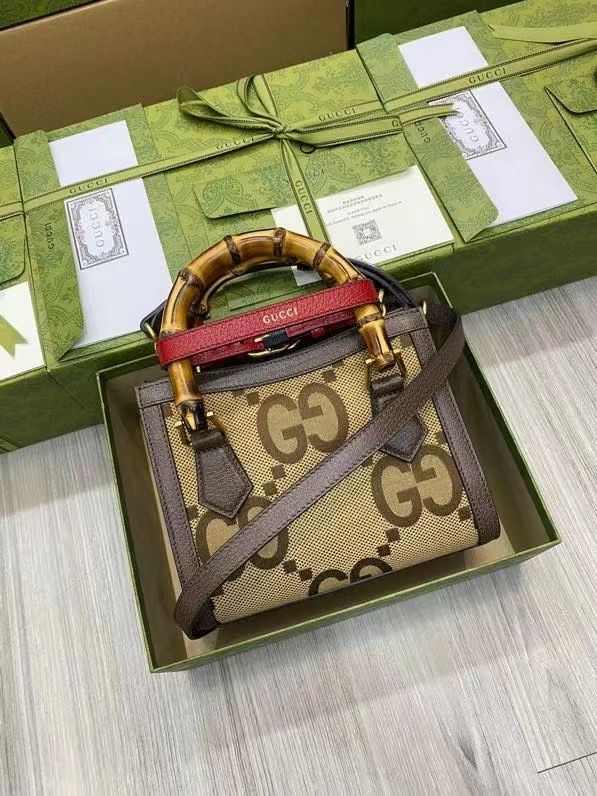 GUCCI BAMBOO DIANA 20x16x10 cm