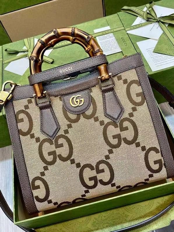 GUCCI BAMBOO DIANA 27x24x11 cm