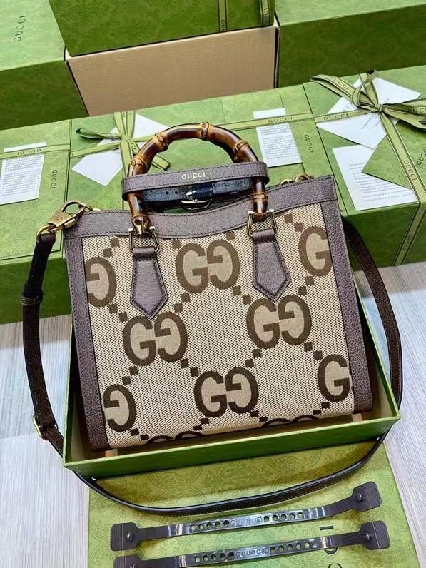 GUCCI BAMBOO DIANA 27x24x11 cm