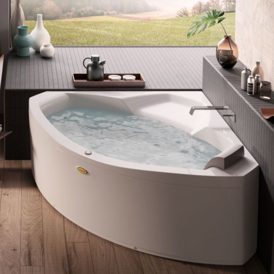 Гидромассажная ванна Jacuzzi Uma 130/145x130/145 ФОТО