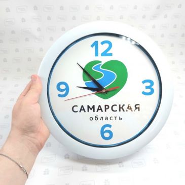 настенные часы с логотипом