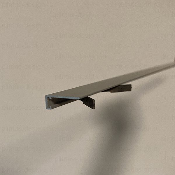 Pro Design Mini щелевой плинтус 7067 крашенный по RAL