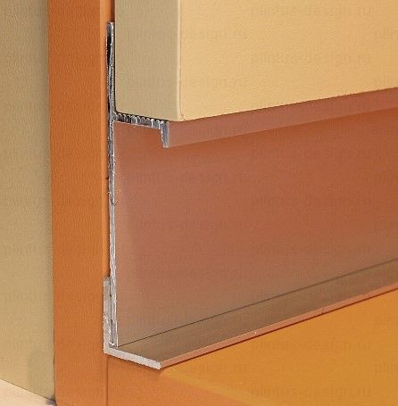 5955.01 Евротрим теневой профиль серебро 40 мм