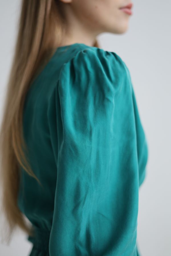 Платье Verde из купры изумруд