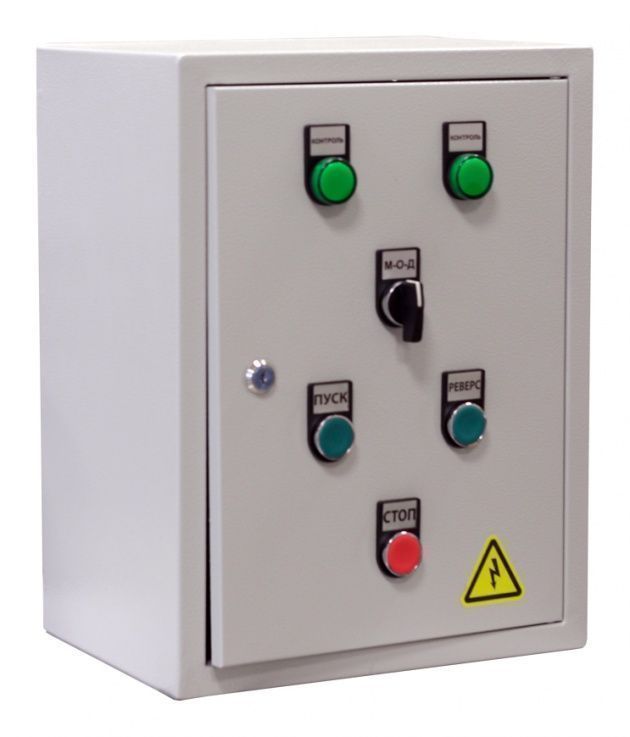 шкаф с кнопочным постом и устройством плавного пуска управления SHVRSS 37T4 3фазы 380В 50/60Гц 37квт75А