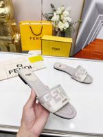 Шлепки FENDI