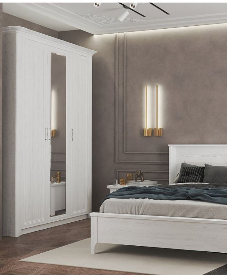 Шкаф 3-х дверный "Клер"