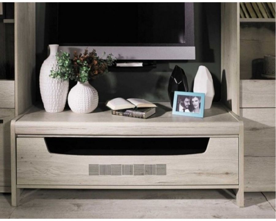 М-7 Тумба под ТВ "Мале"