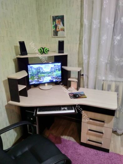 Компьютерный стол "Каспер"