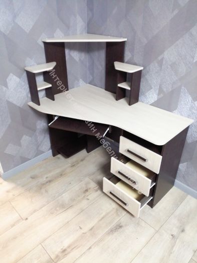 Компьютерный стол "Каспер"