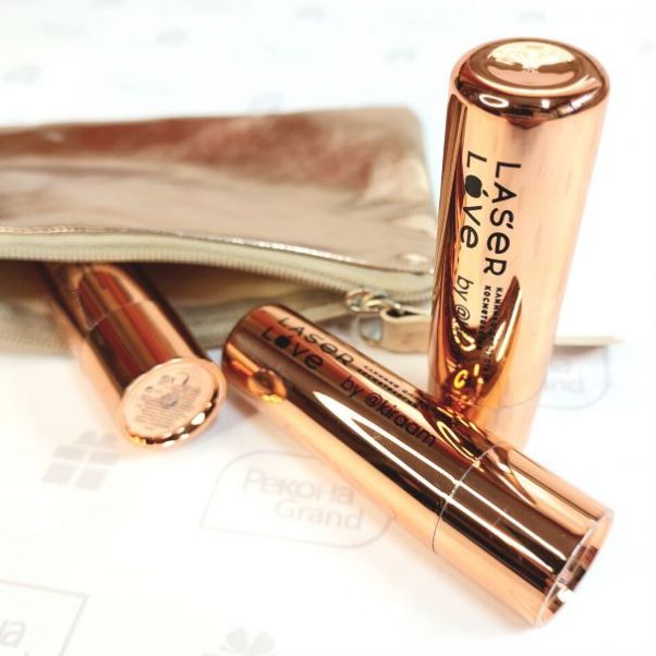 Розовые помады с логотипом LaseLove